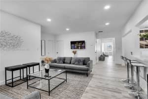 1510 Normandy Dr Miami Beach, FL 33141 - MLS#A11897763