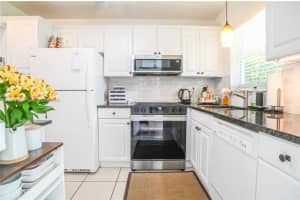 581 Blue Heron Dr 112-b, Hallandale Beach 581 Blue Heron Dr 112-b, Hallandale Beach