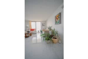 2500 Parkview Dr 1111 Hallandale Beach, FL 33009 - MLS#A11897792