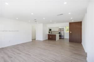 6371 Scott St, Hollywood
