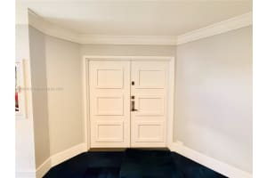 6423 Collins Ave 310 Miami Beach, FL 33141 - MLS#A11897813