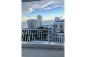 701 Brickell Key Blvd APT 2010, Miami, FL 33131, - MLS#A11897889