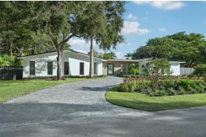 7805 Sw 165th St Palmetto Bay, FL 33157 - MLS#A11897959