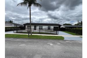 3530 Sw 126th Ave, Miami