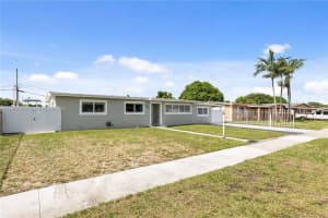 19602 Nw 37th Ct, Miami Gardens