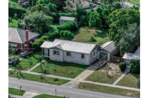 1612 Hitakee Ave Sebring, FL 33870 - MLS#A11898018