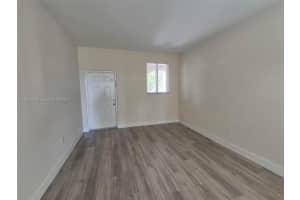 17820 Nw 73rd Ave 201-1 Hialeah, FL 33015 - MLS#A11898034