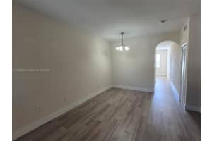 17820 Nw 73rd Ave 201-1 Hialeah, FL 33015 - MLS#A11898034