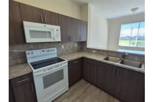 17820 Nw 73rd Ave 201-1 Hialeah, FL 33015 - MLS#A11898034