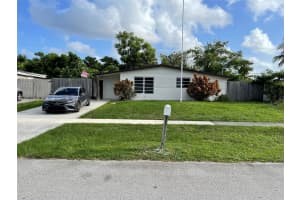 5751 Sw 38th Ct Davie, FL 33314 - MLS#A11898099