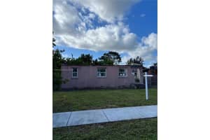 2122 Dewey St, Hollywood