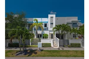 1631 Ne 9th St Fort Lauderdale, FL 33304 - MLS#A11898106