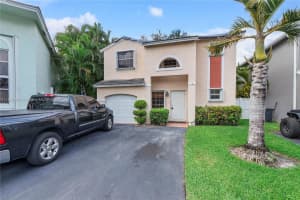 9870 Nw 2nd St, Plantation