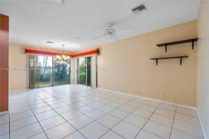 9870 Nw 2nd St Plantation, FL 33324 - MLS#A11898120