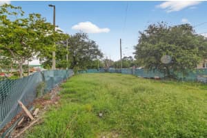 5434 Ne Miami Ct Miami, FL 33137 - MLS#A11898176