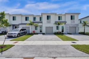 732 Se 13th Court 732, Homestead
