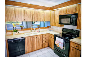 6085 Balboa Cir 403, Boca Raton