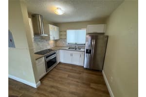 2745 W 60th Pl 203 Hialeah, FL 33016 - MLS#A11898224