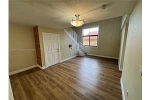 2745 W 60th Pl 203 Hialeah, FL 33016 - MLS#A11898224