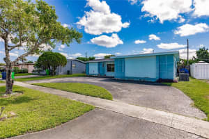 8480 Nw 29th St Sunrise, FL 33322 - MLS#A11898279