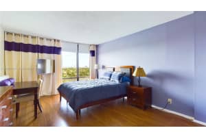 MLS# A11898286, Hollywood, Florida 33019