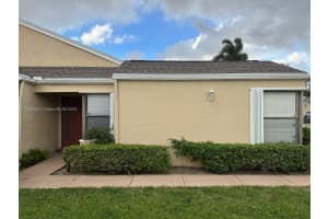 4561 Discovery Ln 13 West Palm Beach, FL 33417 - MLS#A11898295