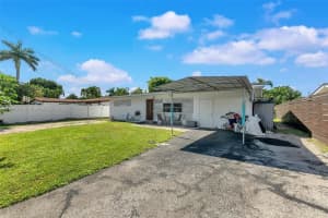 2631 Flamingo Ln Fort Lauderdale, FL 33312 - MLS#A11898301