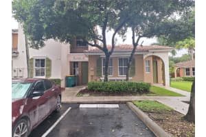 2318 Ne 42nd Cir 2318 Homestead, FL 33033 - MLS#A11898324