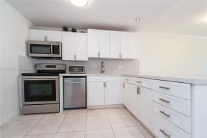 1000 Michigan Ave 501 Miami Beach, FL 33139 - MLS#A11898330
