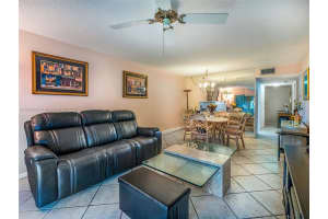 5520 N Lakewood Cir N 614 Margate, FL 33063 - MLS#A11898345