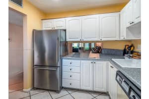 5520 N Lakewood Cir N 614 Margate, FL 33063 - MLS#A11898345