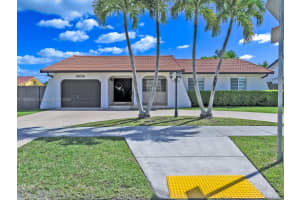 3809 Sw 142nd Ave Miami, FL 33175 - MLS#A11898353