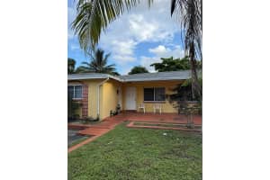 1450 Nw 20th Ct 1-2 Fort Lauderdale, FL 33311 - MLS#A11898375