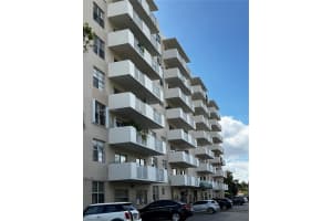 1455 N Treasure Dr 1r North Bay Village, FL 33141 - MLS#A11898388