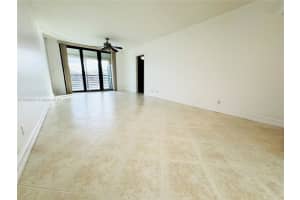 11312 Taft St 11312 Pembroke Pines, FL 33026 - MLS#A11898404