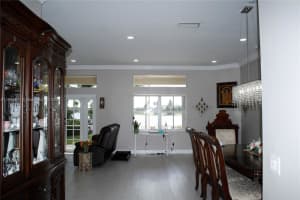 1096 Fairfield Meadows Dr Weston, FL 33327 - MLS#A11898411