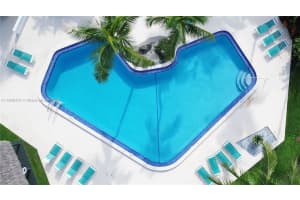 8267 Sw 128th St 215, Pinecrest