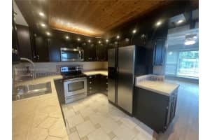 141 Nw 72nd Way 1 Pembroke Pines, FL 33024 - MLS#A11898528