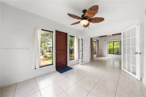 472 Ne 130th St North Miami, FL 33161 - MLS#A11898537
