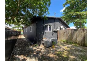 6132 Sw 39th St Front Miramar, FL 33023 - MLS#A11898556