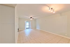 4135 Nw 88th Ave 103 Coral Springs, FL 33065 - MLS#A11898559