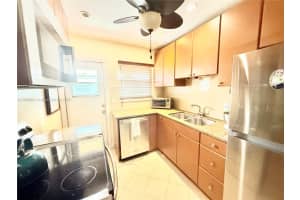 3600 Harrison St 16b Hollywood, FL 33021 - MLS#A11898561