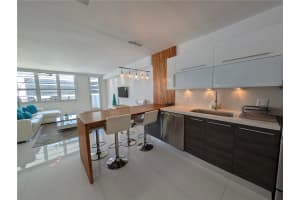 100 Lincoln Rd 1008 Miami Beach, FL 33139 - MLS#A11898598