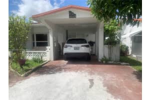 4249 Nw 50th Ter, Lauderdale Lakes