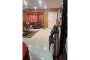 4249 Nw 50th Ter Lauderdale Lakes, FL 33319 - MLS#A11898606