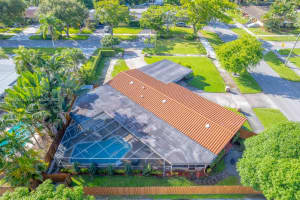 3439 Cleveland St Hollywood, FL 33021 - MLS#A11898630