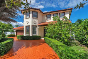 9261 Sw 174th St Palmetto Bay, FL 33157 - MLS#A11898661