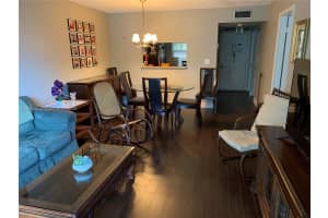 900 Colony Point Cir 305 Pembroke Pines, FL 33026 - MLS#A11898663