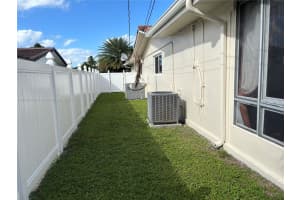 4812 Van Buren St Hollywood, FL 33021 - MLS#A11898668