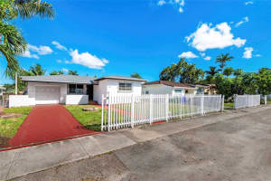5271 Nw 1st St, Miami
